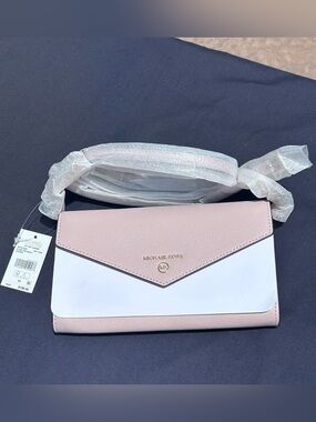 Michael Kors NWT Small Jet Set Charm Envelope Flap Crossbody Purse Soft Pink